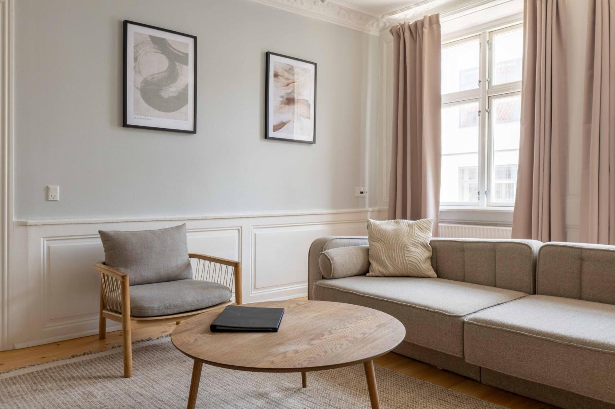 Big 4 Bedroom With Bathtub By Cph Hall Square Leilighet