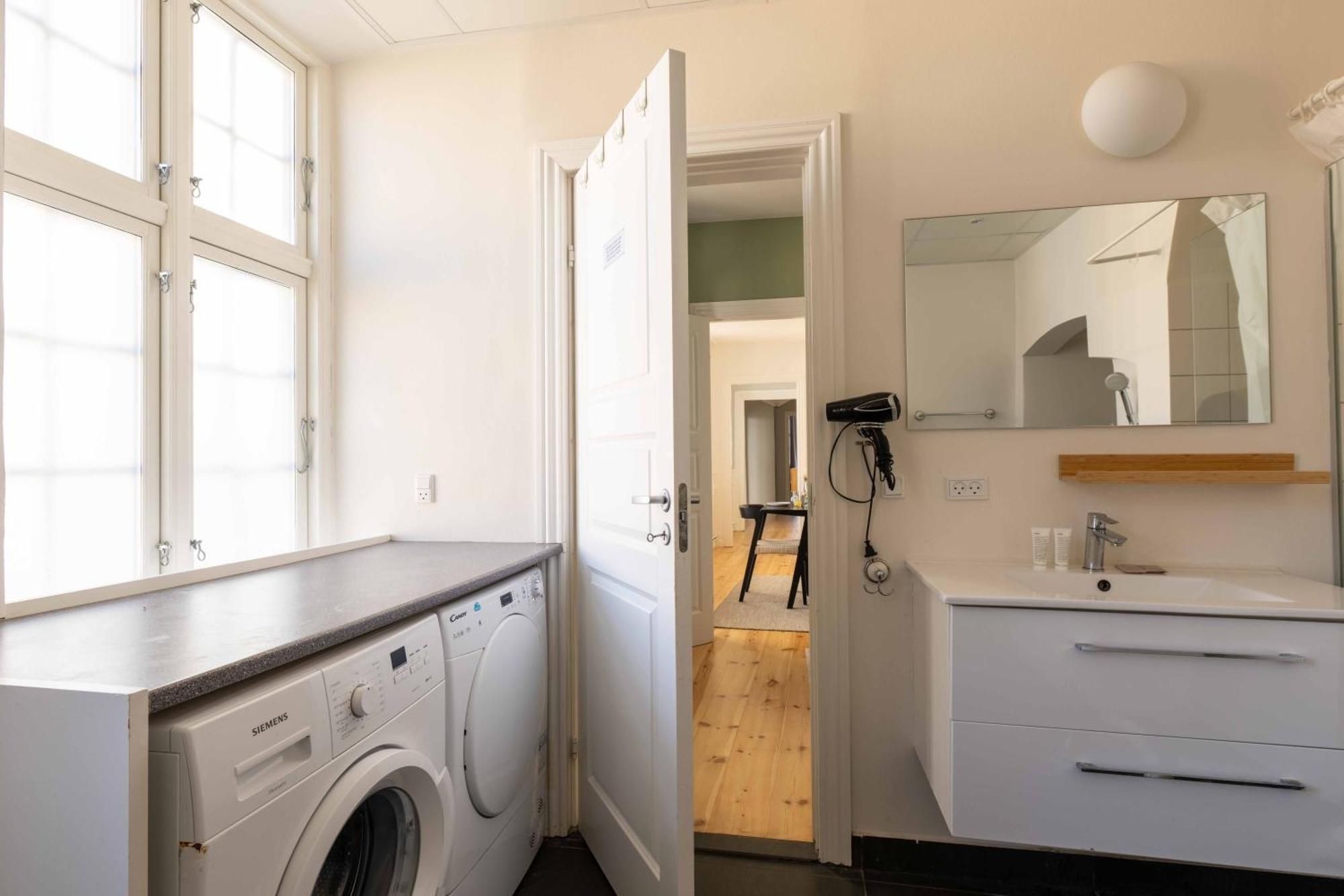 Leilighet Big 4 Bedroom With Bathtub By Cph Hall Square *